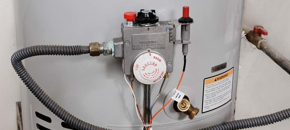 What is a Hot Water Heater Blanket? - Ben Franklin Plumbers Tyler