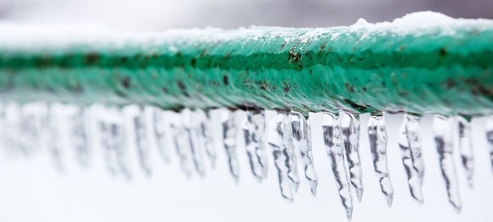 Benjamin Franklin shows you a photo of how to prevent frozen pipes.